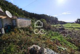 House for refurbishment in Santa Bárbara House for refurbishment in Santa Bárbara