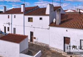Alentejo Refuge in Mina do Bugalho – Typical House with 4 Bedrooms, Ideal for Weekends and Investment