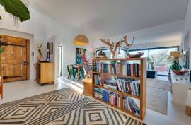 Charming Newly Renovated Traditional Farmhouse  with Annex near Olhão with Panoramic Sea Views from the Roof Terrace Charming Newly Renovated Traditional Farmhouse  with Annex near Olhão with Panoramic Sea Views from the Roof Terrace