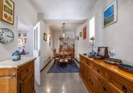 3 Bedroom Quinta with large Pool, Gardens and quiet country location. Near Moncarapacho.