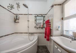 3 Bedroom Quinta with large Pool, Gardens and quiet country location. Near Moncarapacho.