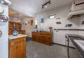 3 Bedroom Quinta with large Pool, Gardens and quiet country location. Near Moncarapacho.