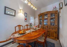 3 Bedroom Quinta with large Pool, Gardens and quiet country location. Near Moncarapacho.