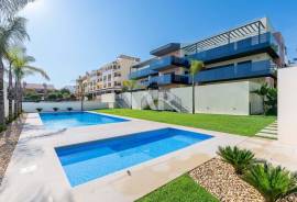 2 bedroom penthouse  near the golf courses, Vilamoura