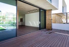 Contemporary 4 bedroom villa with private pool, Vilamoura Contemporary 4 bedroom villa with private pool, Vilamoura