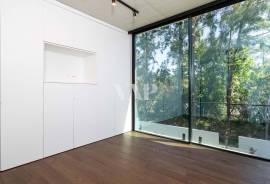 Contemporary 4 bedroom villa with private pool, Vilamoura Contemporary 4 bedroom villa with private pool, Vilamoura