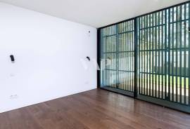 Contemporary 4 bedroom villa with private pool, Vilamoura Contemporary 4 bedroom villa with private pool, Vilamoura