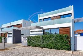 3 bedroom contemporary villa with sea view and space for private pool