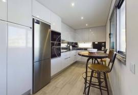 Tavira town centre 3 bedroom apartment with pool, terrace & garage Tavira town centre 3 bedroom apartment with pool, terrace & garage