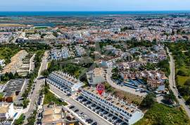 Modern Luxury 4 bedroom Townhouse in Quinta da Pegada, Tavira Modern Luxury 4 bedroom Townhouse in Quinta da Pegada, Tavira