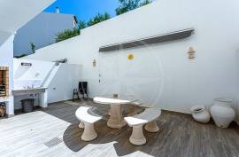 Modern Luxury 4 bedroom Townhouse in Quinta da Pegada, Tavira Modern Luxury 4 bedroom Townhouse in Quinta da Pegada, Tavira