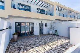 Modern Luxury 4 bedroom Townhouse in Quinta da Pegada, Tavira Modern Luxury 4 bedroom Townhouse in Quinta da Pegada, Tavira