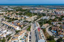Modern Luxury 4 bedroom Townhouse in Quinta da Pegada, Tavira Modern Luxury 4 bedroom Townhouse in Quinta da Pegada, Tavira