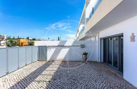 Modern Luxury 4 bedroom Townhouse in Quinta da Pegada, Tavira Modern Luxury 4 bedroom Townhouse in Quinta da Pegada, Tavira