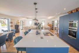 Elegant 4-Bedroom Single-Level Villa with Exceptional Privacy, Pool & Countryside Views Near Quinta do Lago