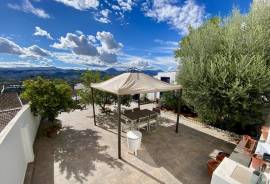 Marvellous Modern Mirador Townhouse