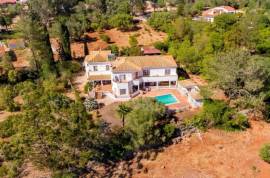Luxury 5 Bed Country Estate & Annexe For Sale In Algoz Algarve