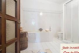 Excellent 4 Bed House for Sale In Fivizzano Tuscany