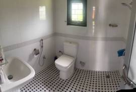 Estate With 2 Houses For Sale In Waikkal Sri