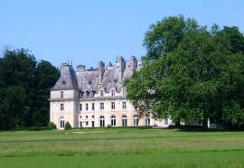 Château du Francport Apartments For Sale In Choisy-au-Bac