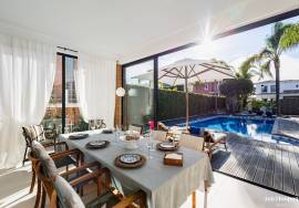 South West facing T3+2 Villa Designed by Mario Martins in Porto de Mos / Atalaia, Lagos South West facing T3+2 Villa Designed by Mario Martins in Porto de Mos / Atalaia, Lagos