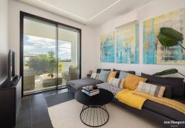 Contemporary 2+1 Bedroom Villa with Sea View and Pool in the Exclusive Reserva da Luz Contemporary 2+1 Bedroom Villa with Sea View and Pool in the Exclusive Reserva da Luz