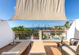 2 Bedroom Townhouse for sale in Praia do Canavial, Lagos