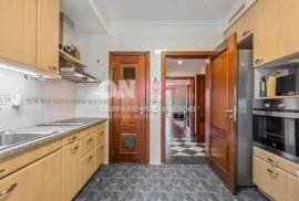 2-Bedroom Apartment in a Gated Community with Swimming Pool in Funchal 2-Bedroom Apartment in a Gated Community with Swimming Pool in Funchal