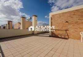 Modern 4 bedroom villa in a residential area near the center of Olhão Modern 4 bedroom villa in a residential area near the center of Olhão