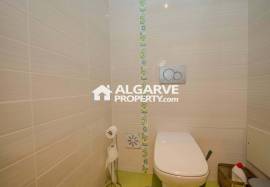 Modern 4 bedroom villa in a residential area near the center of Olhão Modern 4 bedroom villa in a residential area near the center of Olhão