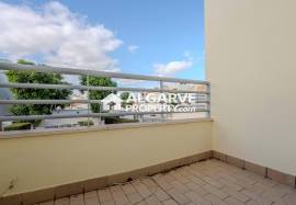 Modern 4 bedroom villa in a residential area near the center of Olhão Modern 4 bedroom villa in a residential area near the center of Olhão