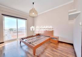 Modern 4 bedroom villa in a residential area near the center of Olhão Modern 4 bedroom villa in a residential area near the center of Olhão