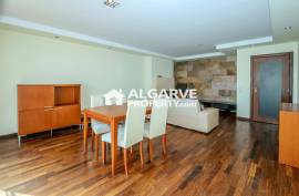 Modern 4 bedroom villa in a residential area near the center of Olhão Modern 4 bedroom villa in a residential area near the center of Olhão