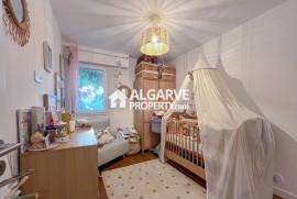 Beautiful 2 bedroom apartment close to the beach and Marina in Vilamoura, Algarve