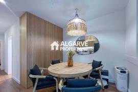 Beautiful 2 bedroom apartment close to the beach and Marina in Vilamoura, Algarve