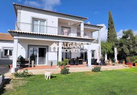 Charming 4 bedroom villa infinity pool and stunning country and sea views Charming 4 bedroom villa infinity pool and stunning country and sea views