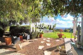 Charming 4 bedroom villa infinity pool and stunning country and sea views Charming 4 bedroom villa infinity pool and stunning country and sea views