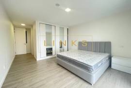 Elegant Two-Story Villa with Pool – Ribeira Brava