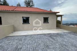 Renovated 2 Bedroom Semi-Detached Houses in Rebordões, Santo Tirso