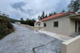Renovated 2 Bedroom Semi-Detached Houses in Rebordões, Santo Tirso