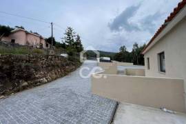 Renovated 2 Bedroom Semi-Detached Houses in Rebordões, Santo Tirso