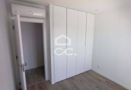 T-2 type apartment in the center of Pataias/Alcobaça. T-2 type apartment in the center of Pataias/Alcobaça.