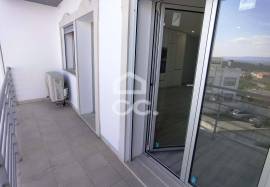 T-2 type apartment in the center of Pataias/Alcobaça. T-2 type apartment in the center of Pataias/Alcobaça.