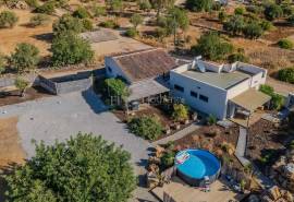 Tavira – Peacefull renovated 3-bedroom Algarve quinta with pool