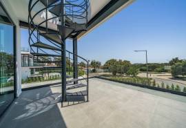 Albufeira - stunning villa for sale – 4-bedrooms, private pool & luxury features