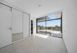 Albufeira - stunning villa for sale – 4-bedrooms, private pool & luxury features