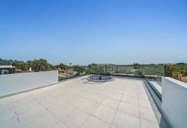 Albufeira - stunning villa for sale – 4-bedrooms, private pool & luxury features