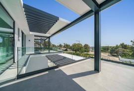 Albufeira - stunning villa for sale – 4-bedrooms, private pool & luxury features