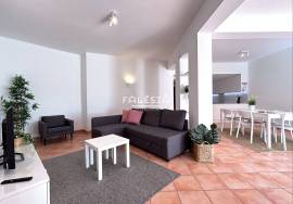 Just at 600m from Maria Luísa Beach.