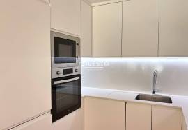 Just at 600m from Maria Luísa Beach.